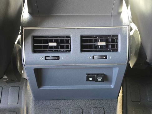 Used 2024 INEOS Grenadier AWD/4WD image 18