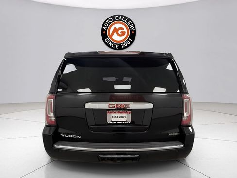Used 2020 GMC Yukon Denali AWD/4WD image 4