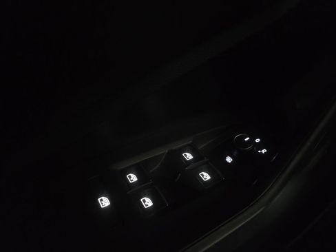 Used 2021 Volkswagen Jetta S w/ Driver Assistance Package image 27