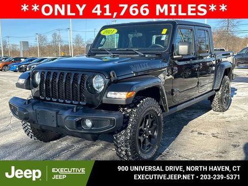 Used 2021 Jeep Gladiator Willys image 5
