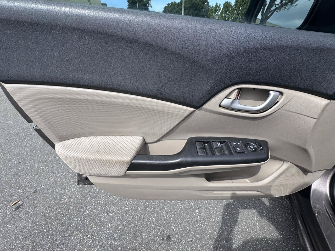 Used 2012 Honda Civic LX image 22