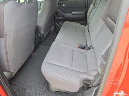 Certified 2024 Nissan Frontier SV w/ Technology Package RWD image 15