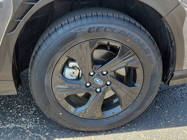 Certified 2025 Subaru Crosstrek 2.0i AWD/4WD image 7