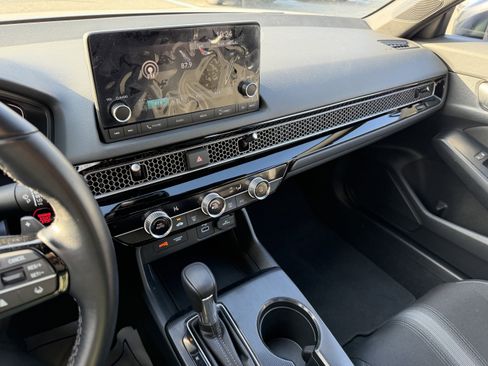 Used 2024 Honda Civic Sport image 16