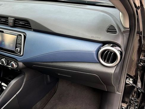 Used 2025 Nissan Versa SV FWD image 26