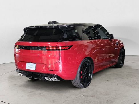 New 2025 Land Rover Range Rover Sport Dynamic SE image 5