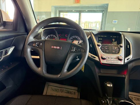 Used 2017 GMC Terrain SLE FWD image 13