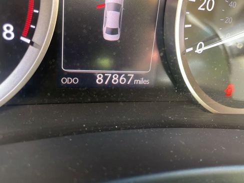 Used 2015 Lexus IS 250 AWD w/ Navigation System Package image 3
