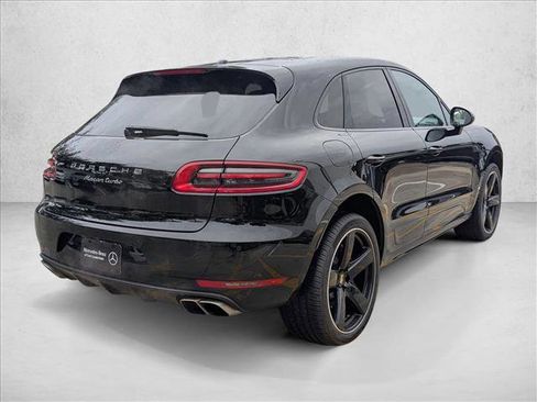 Used 2016 Porsche Macan Turbo image 5