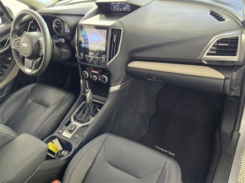 Used 2023 Subaru Forester Limited image 17