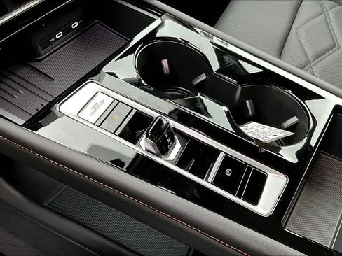 New 2026 Volkswagen Atlas Peak Edition image 22