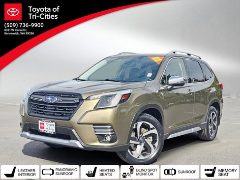 Used 2022 Subaru Forester Touring AWD/4WD image 1