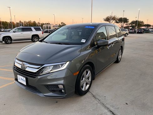Certified 2019 Honda Odyssey EX-L image 4