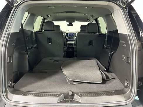 Used 2023 GMC Acadia SLE FWD image 27