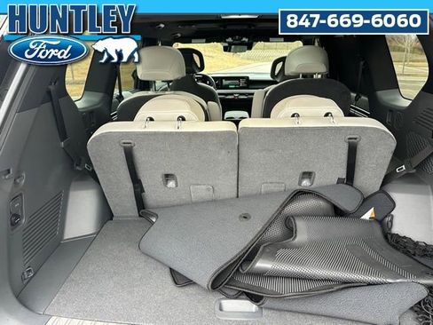 Used 2024 Kia EV9 GT-Line image 12