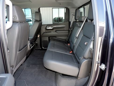 Certified 2026 GMC Sierra 1500 SLT AWD/4WD image 13