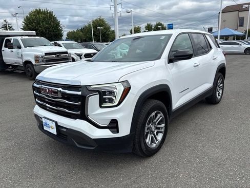 Used 2025 GMC Terrain Elevation AWD/4WD image 1