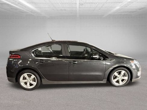 Used 2014 Chevrolet Volt w/ Enhanced Safety Package 1 FWD image 25