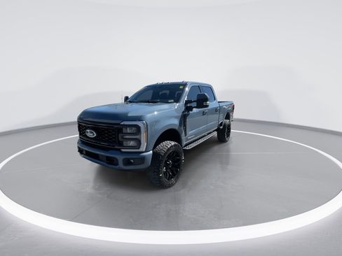Used 2023 Ford F250 Lariat w/ Lariat Ultimate Package AWD/4WD image 6