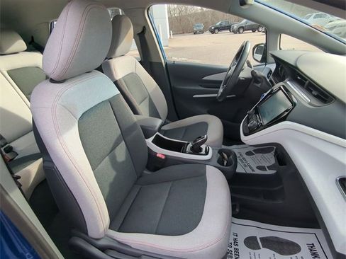 Used 2017 Chevrolet Bolt LT image 26