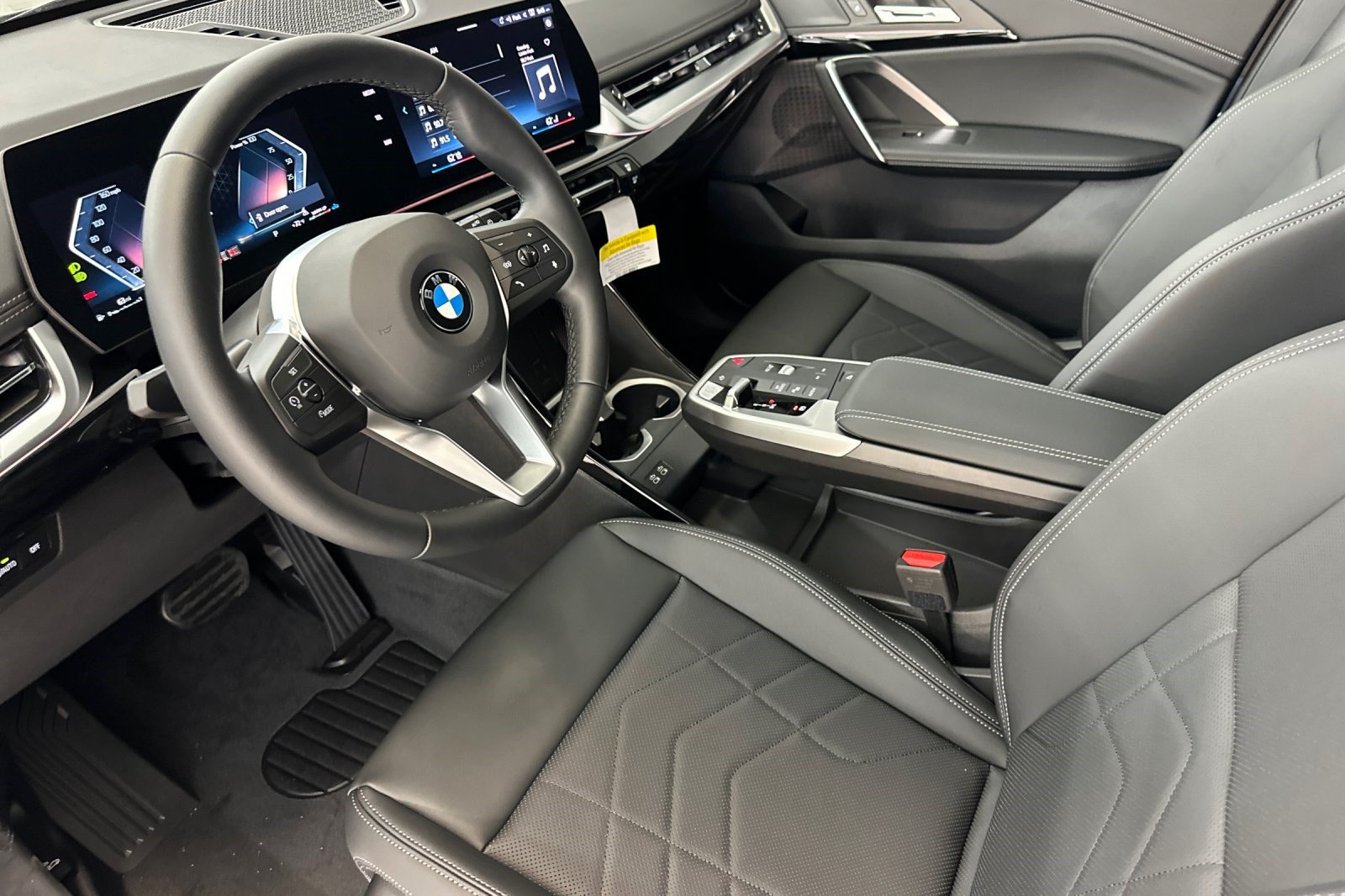 New 2026 BMW X1 xDrive28i w/ Convenience Package AWD/4WD image 4