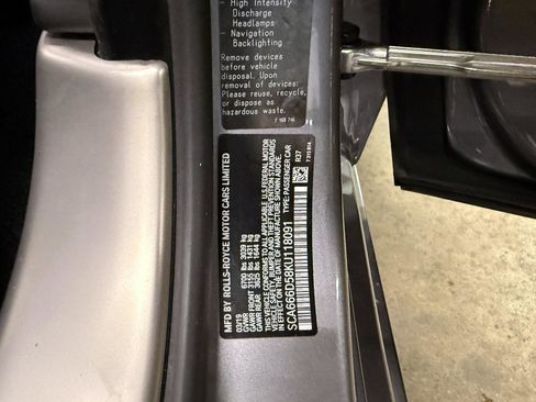 Used 2019 Rolls-Royce Dawn image 69