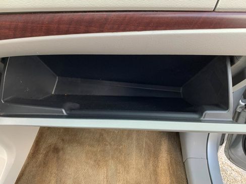 Used 2014 Toyota Sienna XLE FWD image 29