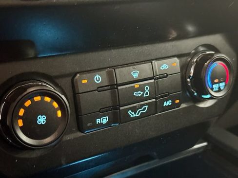 Used 2019 Ford F150 XL w/ Equipment Group 101A Mid RWD image 16