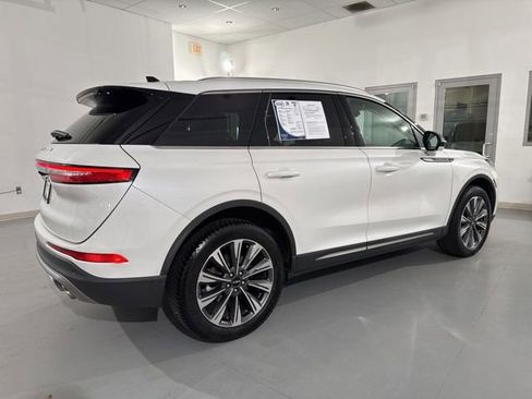 Used 2022 Lincoln Corsair Reserve w/ Elements Package image 15