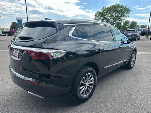 Used 2022 Buick Enclave Premium FWD image 7