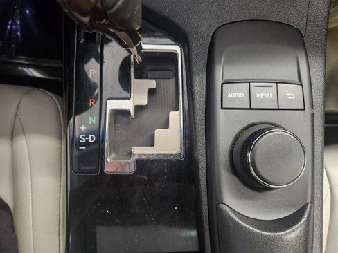 Used 2013 Lexus ES 350 image 17