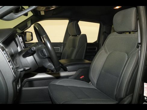 Used 2022 RAM 1500 Big Horn AWD/4WD image 18