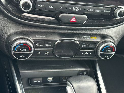 Used 2023 Kia Soul GT-Line image 21