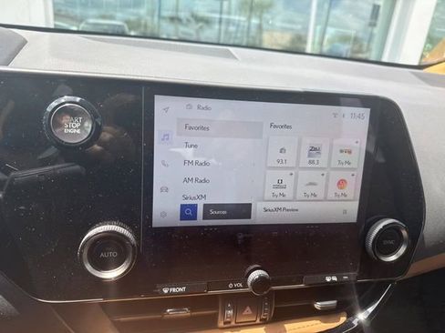 Used 2024 Lexus NX 250 FWD w/ Towing Package (2000 Lbs) image 21