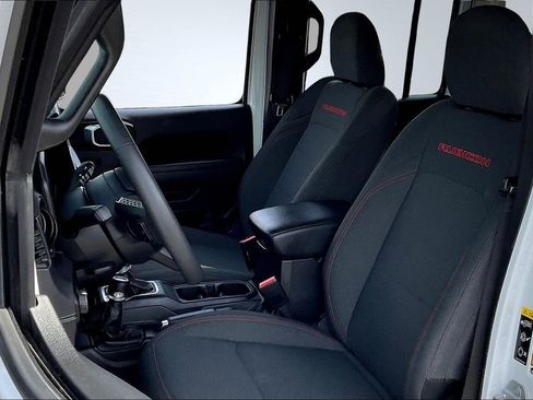 Used 2025 Jeep Wrangler Unlimited Rubicon w/ Convenience Group image 22