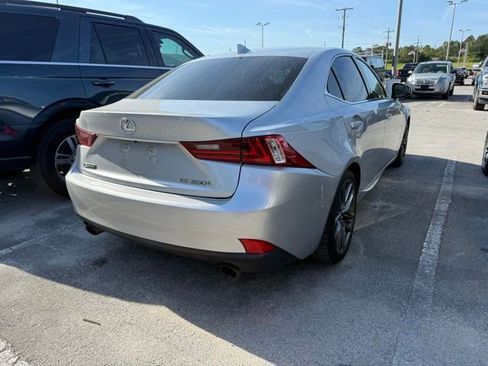 Used 2016 Lexus IS 200t image 3