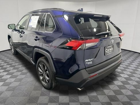 Used 2025 Toyota RAV4 XLE Premium AWD/4WD image 5