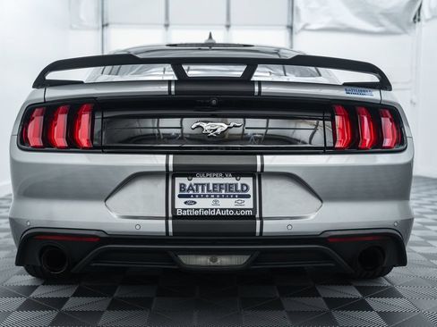Used 2021 Ford Mustang Premium RWD image 6