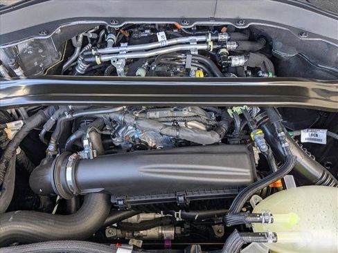 New 2026 Ford Explorer ST-Line w/ ST-Line Street Pack image 17