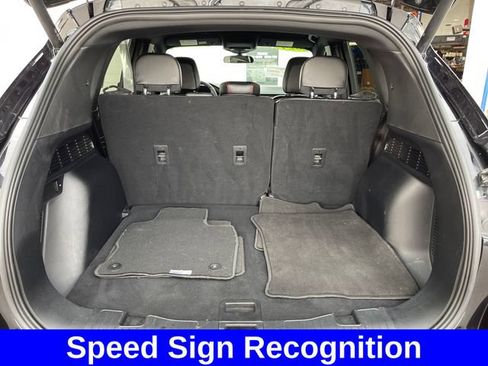 Used 2024 Ford Escape ST-Line w/ Tech Pack #1 AWD/4WD image 27
