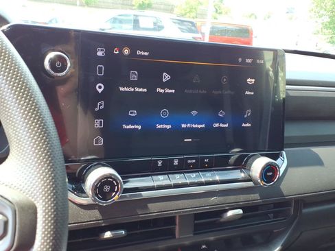 Used 2024 Chevrolet Colorado Trail Boss w/ Advanced Trailering Package AWD/4WD image 11