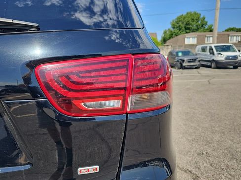 Used 2019 Kia Sorento FWD w/ LX Convenience Package image 33