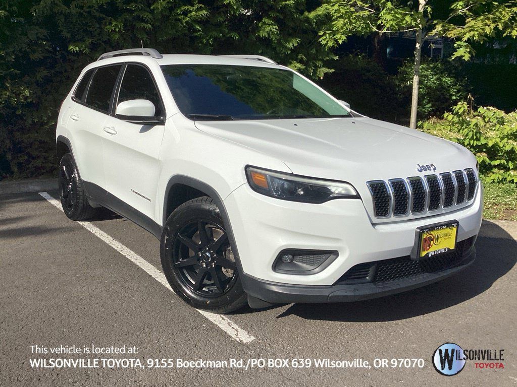 Used 2019 Jeep Cherokee Latitude Plus FWD image 1