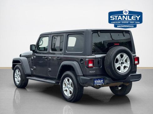 Used 2021 Jeep Wrangler Unlimited Sport AWD/4WD image 5