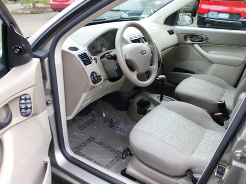 Used 2005 Ford Focus S image 5