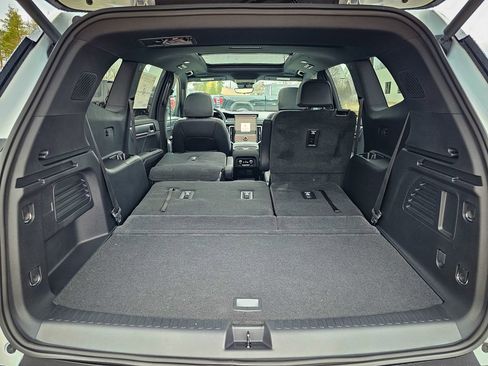 New 2026 GMC Acadia Elevation image 35