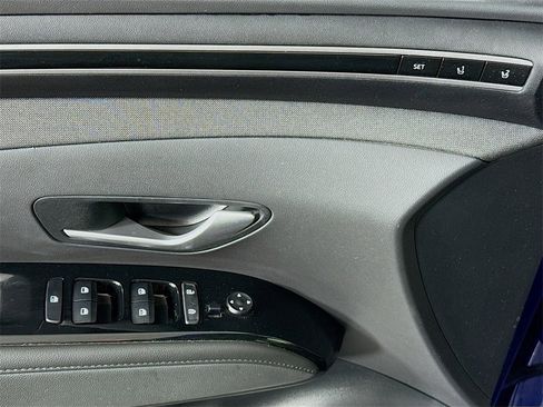 Certified 2022 Hyundai Tucson Limited w/ Winter Package image 26