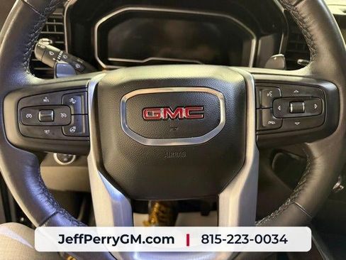 Used 2023 GMC Sierra 1500 SLT w/ SLT Premium Package AWD/4WD image 17