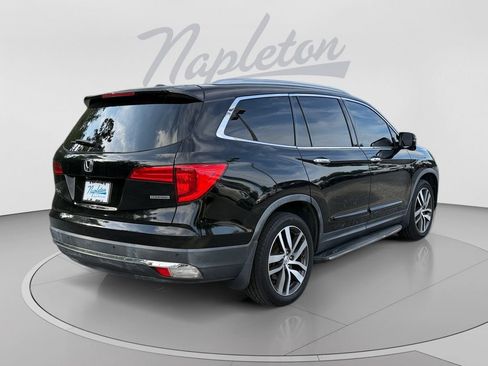 Used 2018 Honda Pilot Touring image 6