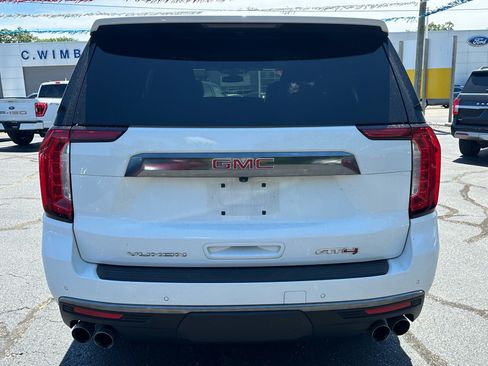Used 2022 GMC Yukon XL AT4 AWD/4WD image 5